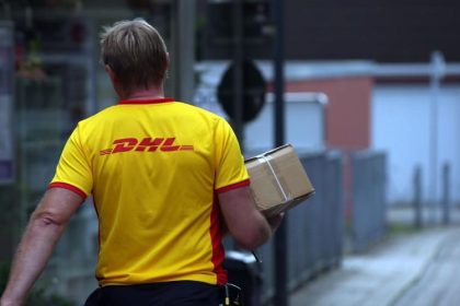 Polizei fahndet nach Sprengstoffexplosion und Erpressung nach Tatverdächtigem