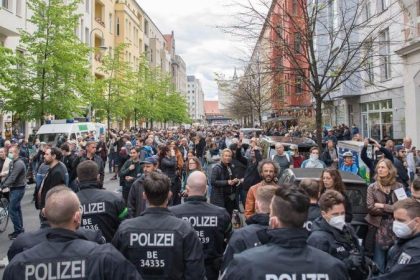 Demonstrationen gegen Corona-Einschränkungen in mehreren Städten Deutschlands