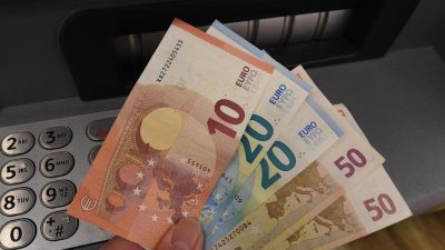 Direktbank ING: In der Krise legen Deutsche „noch mehr Bargeld unter das Kopfkissen“