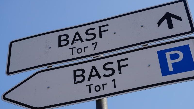 BASF wegen Corona-Krise mit Gewinnrückgang