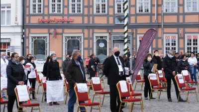 400 deutsche Hoteliers und Gastronomen fordern Entschädigung und drohen mit Klage