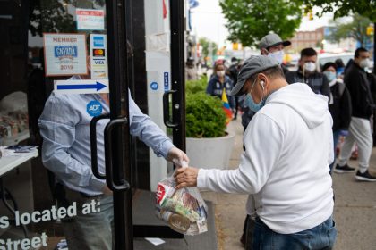 Mehr als 33 Millionen Arbeitslose wegen Corona-Pandemie in den USA