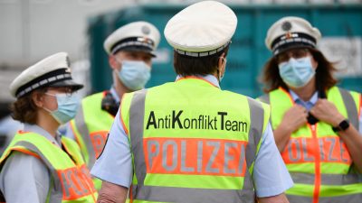 Corona-Demos bundesweit: Brand-Anschlag auf drei LKWs in Stuttgart – 70.000 Euro Sachschaden