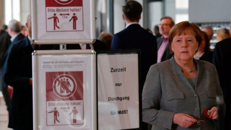 Merkel würdigt 75 Jahre Pressefreiheit in Deutschland: „Eine Demokratie braucht Fakten und Informationen“