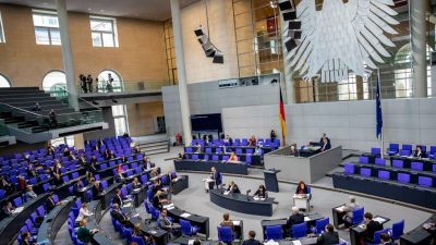 Bundestag setzt automatische Diätenerhöhung aus – Parlamentarier erhalten dennoch über 10.000 Euro im Monat