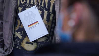 Thüringen und Sachsen erlauben Versammlungen ohne Teilnehmerbeschränkung