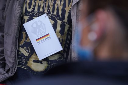 Thüringen und Sachsen erlauben Versammlungen ohne Teilnehmerbeschränkung