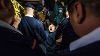„Ich verstehe, dass die Regierung nichts taugt“: Hongkongs Pro-Demokratie-Aktivisten trotzen den Anklageerhebungen vor Gericht