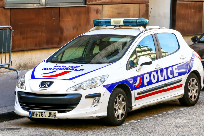Elsass: Mann wird vor Lebensmittelgeschäft angeschossen