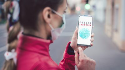EVP-Voss will Restaurantbesuche und Reisen an Nutzung von App binden – und den digitalen Impfpass