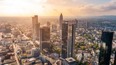 Frankfurter Banken könnten wegen Corona 2000 Mitarbeiter bis Ende 2022 verlieren
