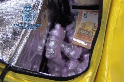 Drogendealer nutzen Essenslieferanten für Transport