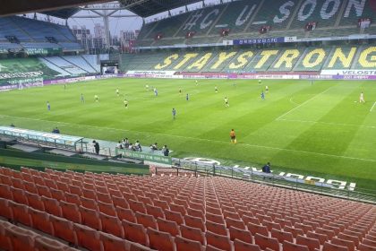 Anpfiff vor leeren Rängen: Südkoreas Liga spielt wieder