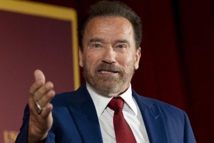 Schwarzenegger gibt Highschool-Schülern Tipps: „Dieses Virus wird nicht das letzte Hindernis sein”