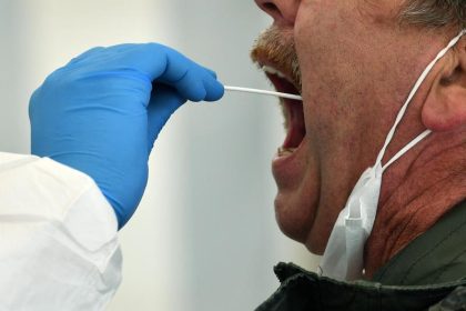Hessen: Zahl der Infizierten steigt nach Gottesdienst auf über 100