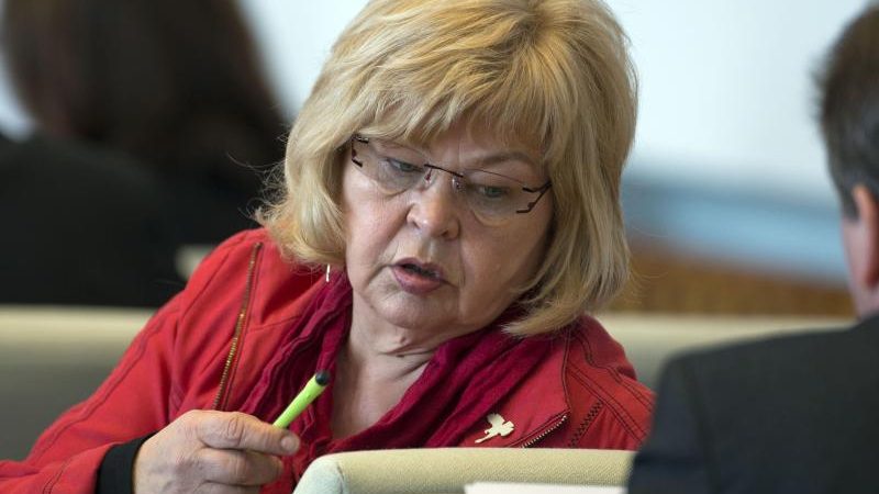 NDR: Linksextreme Verfassungsrichterin Borchardt soll zu Unrecht Geld aus Staatskasse bezogen haben