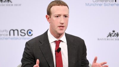 Geleaktes Video: Facebooks Zuckerberg lobte Bidens Verordnungen am ersten Tag im Amt