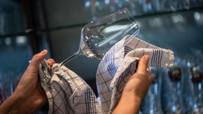 Virus-Ausbruch nach Treffen in Restaurant in Niedersachsen – Landrat von Leer: „Corona ist nicht vorbei“