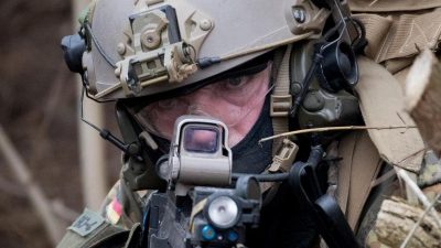 KSK-Kommandeur warnt Elitesoldaten scharf vor Extremismus