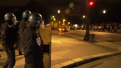 Nach „spontaner Party“ : Zusammenstöße zwischen Jugendlichen und Polizisten in Paris