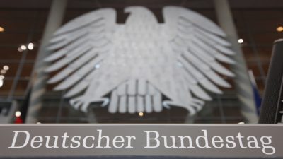 Bundestag: „Epidemische Lage von nationaler Tragweite beenden – Bevölkerung weiter schützen“