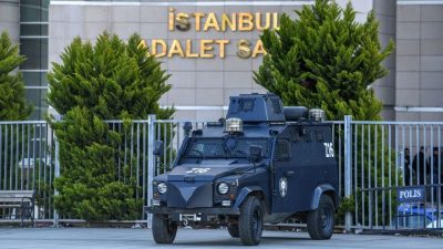 Türkei: US-Konsulatsmitarbeiter zu knapp neun Jahren Haft verurteilt