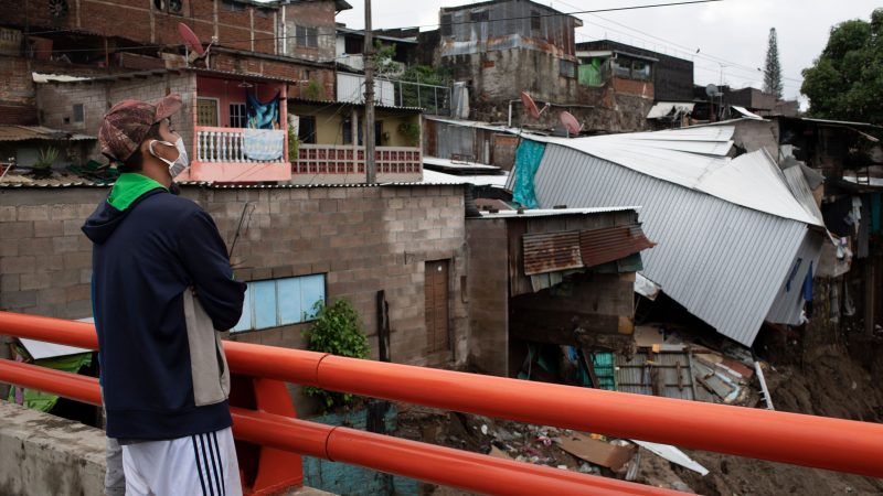 El Salvador: Schwere Überschwemmungen und Erdrutsche nach Tropensturm Amanda – mindestens 14 Tote
