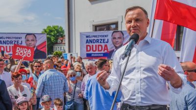 Wahltag in Polen: Stichwahl um Präsidenten hat begonnen