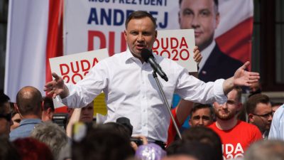 Nachwahlbefragung zur polnischen Präsidentenwahl: Amtsinhaber Duda knapp vorn