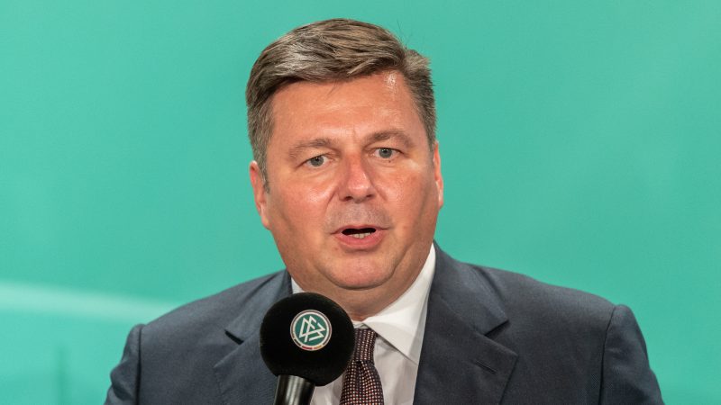 Berliner Senat schaltet Hotline für bedrohte Politiker