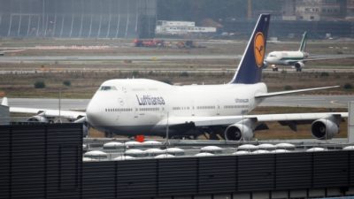 Lufthansa-Mitarbeiter fordern Annahme des Rettungspakets