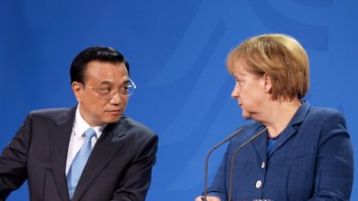 Merkel spricht mit Chinas Regierungschef über Hongkong