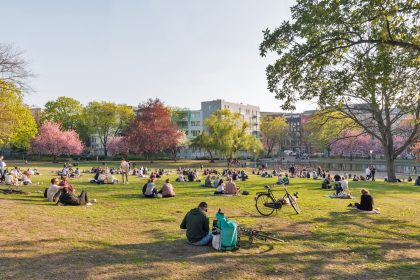 Berlin hebt Corona-Kontaktbeschränkungen ab Samstag auf