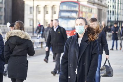 Großbritannien reduziert Abstandsgebot von zwei auf einen Meter