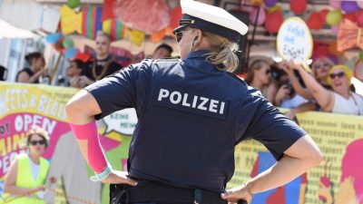 Niedersachsen entlässt Polizistin wegen „Reichsbürger-Nähe“