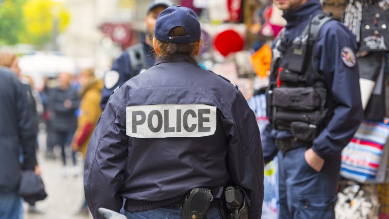 Paris: Särge für „Französische Soldaten in der Ukraine“ abgestellt – Drei Männer festgenommen