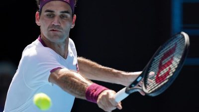 Tennisstar Federer spielt erst 2021 wieder