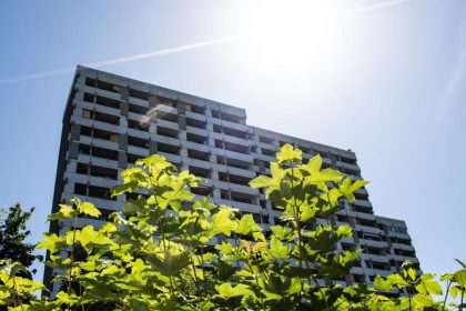 Göttingen: Nach Neuinfektionen bei muslimischem Zuckerfest hunderte Tests in Wohnanlage geplant