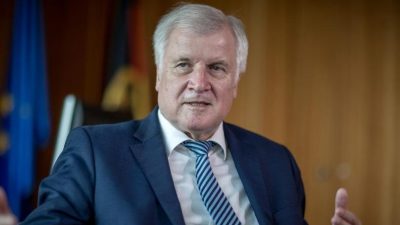 Seehofer fordert EU-Asylreform während deutscher EU-Ratspräsidentschaft