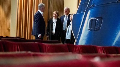 Corona-Krise: Bundespräsident besucht Berliner Kudammbühnen