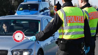 Corona-Grenzkontrollen: 200.000 Zurückweisungen an deutscher Grenze