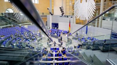 Bald 800 Abgeordnete? Parteien suchen nach Patentrezept gegen aufgeblähten Bundestag