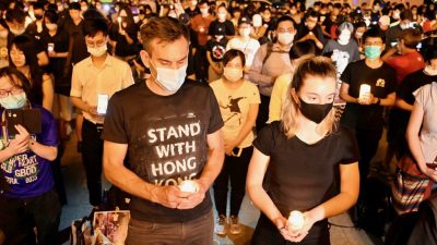 Taiwan weist zwei chinesische Reporter wegen Verletzung lokaler Gesetze aus