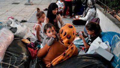 Ärzte ohne Grenzen muss Corona-Zentrum für Flüchtlinge auf Lesbos schließen