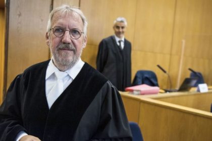 Hauptangeklagter lässt Verteidiger im Lübcke-Prozess fallen