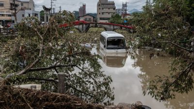 Zahl der Todesopfer durch Unwetter in Japan steigt weiter an