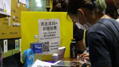 Pro-demokratische Opposition in Hongkong hält Vorwahlen ab