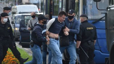 Exil-Oppositioneller nach erzwungener „Notlandung“ in Minsk festgenommen – Bundesregierung fordert Erklärung