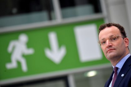 Spahn appelliert an Ungeimpfte: „Impfen ist ein patriotischer Akt“