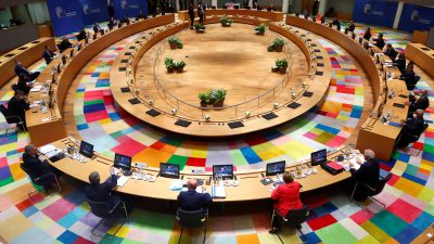 EU-Gipfel in großer Runde für Sondierungen unterbrochen